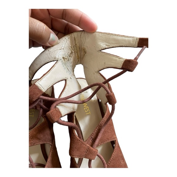 Nine West Gladiator sandal, block heel, size 7.5 - Picture 6 of 6